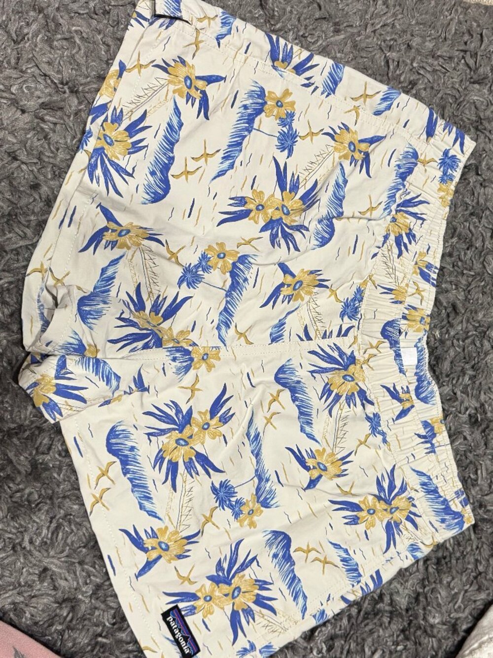 Patagonia Women's Barely Baggies Shorts - White Tropical Floral